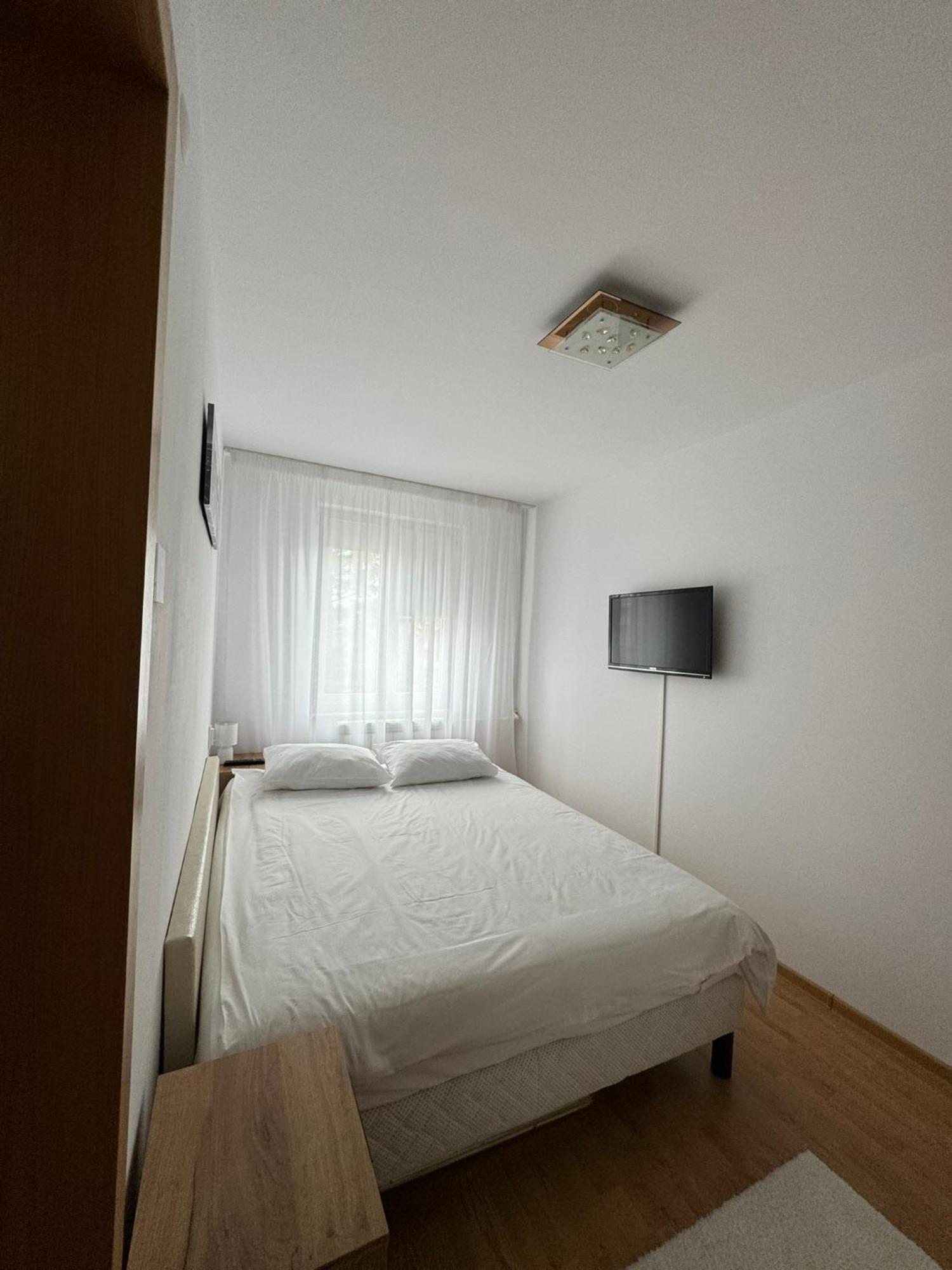 Apartament Central Ramnicu Valcea Ngoại thất bức ảnh