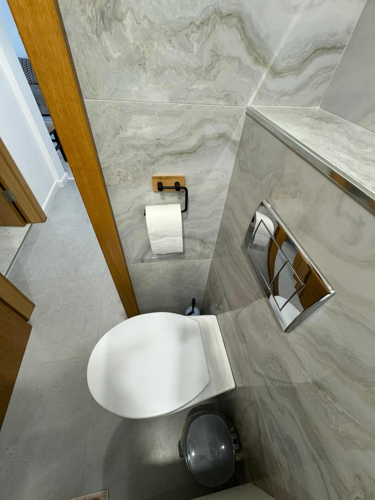 Apartament Central Ramnicu Valcea Ngoại thất bức ảnh