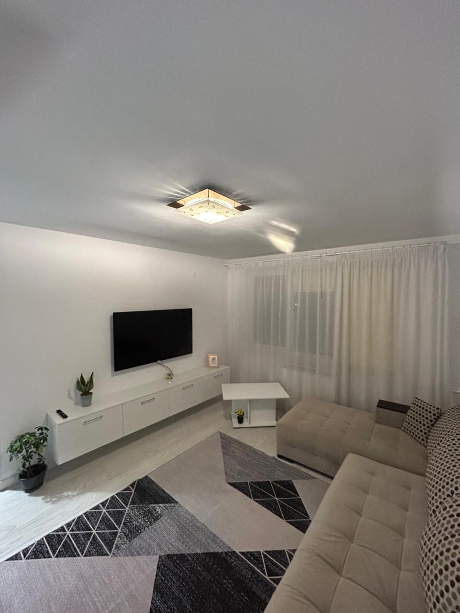 Apartament Central Ramnicu Valcea Ngoại thất bức ảnh